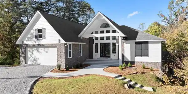 2123 Goat Neck Road