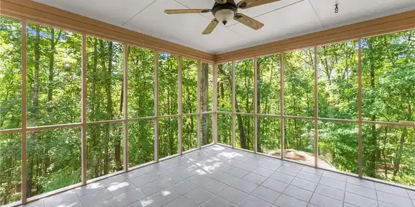 338 Ridge Lane