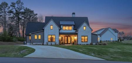 115 Palisade Drive