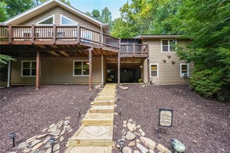 166 Clark Trail