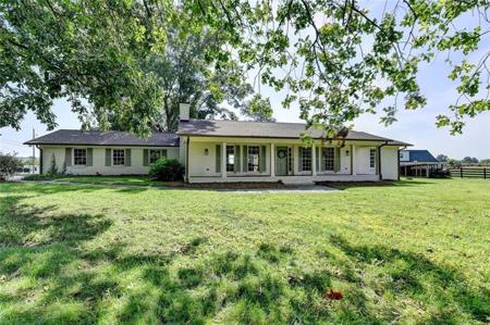 5808 Bowen Bridge Road