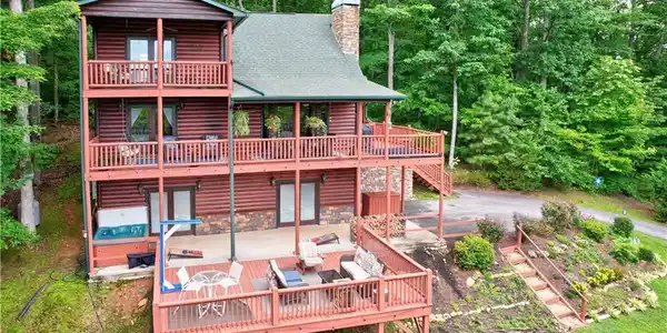 273 Oakawana Trail