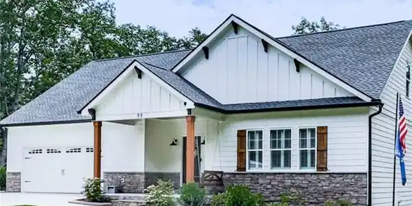 99 Mulberry Circle