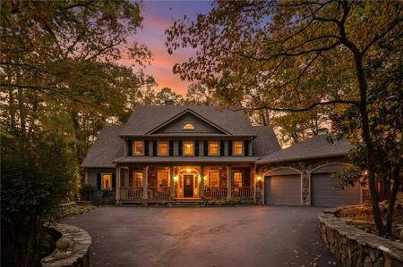 996 Wedgewood Drive