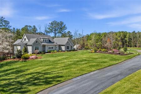535 Thomas Lane