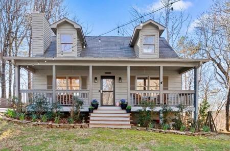 827 Laurel Ridge Road