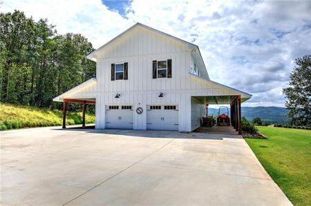 84 Landers Road NE