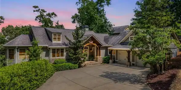 401 Ridgewater Lane
