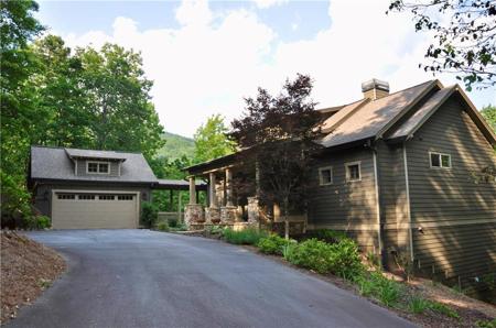 1811 Valley View Drive