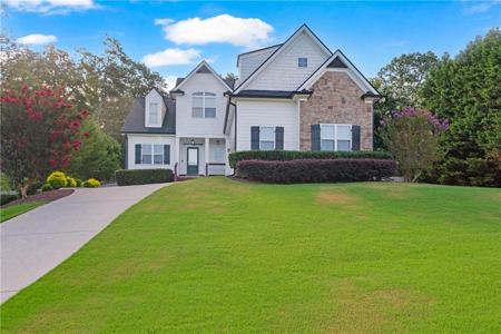 12 Thunderhawk Lane NE