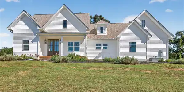 4246 Jim Hood Road