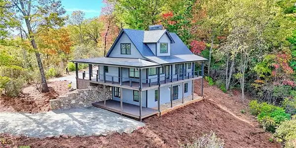 556 Summer Lane
