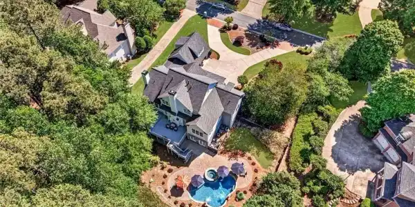 751 Parkside Trail NW
