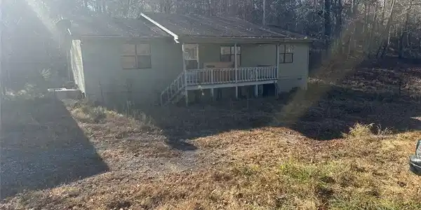 91 LEE EDWARDS Drive