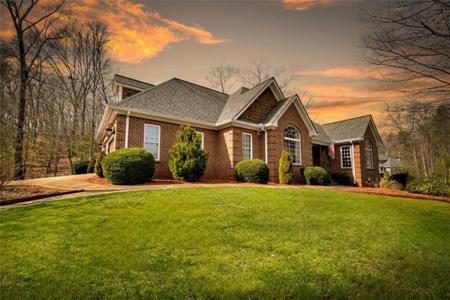 519 The Oaks Drive