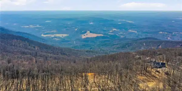533 Old A T Approach Trail