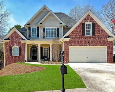 405 Eaglewood Way