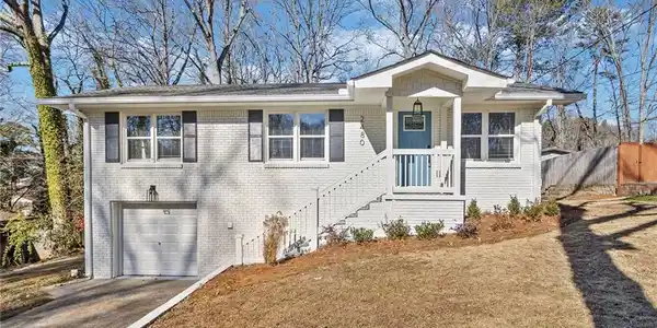 2480 Melody Lane NW