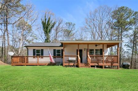 62 HEIDELBERG Lane SE