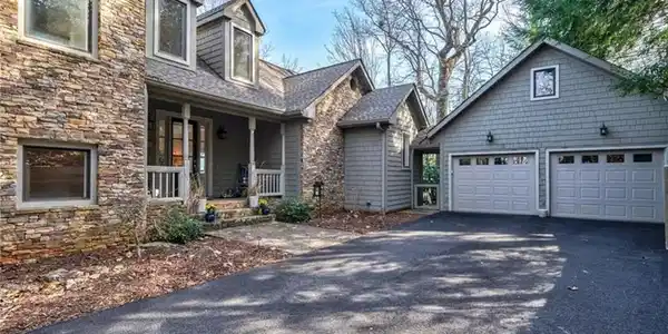 1214 Mcelroy Mountain Drive