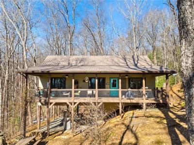594 Creekside Road