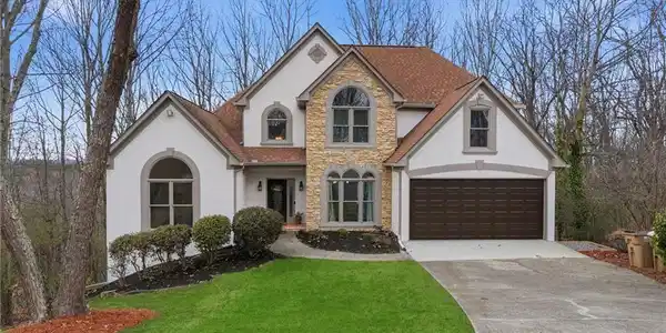 2595 Highland Pointe Drive
