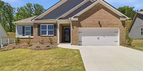487 Majestic Oak Circle
