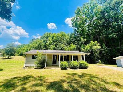 2275 Rocky Hollow Road