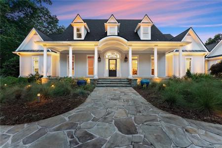 77 Old River Road