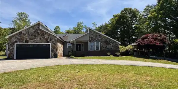 195 Hogsed Road