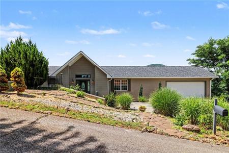 788 Starlight Drive