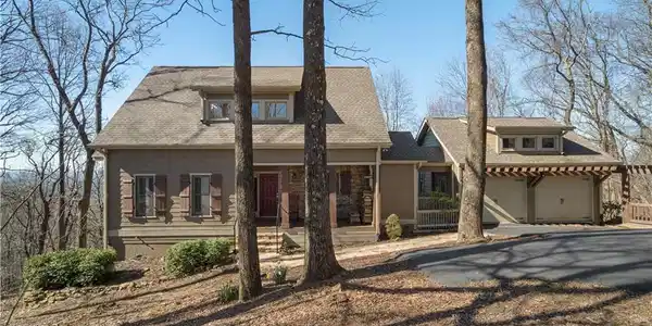 2259 Ridgeview Drive