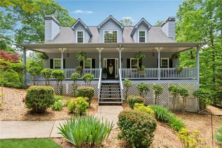 422 GOLD CREST Drive