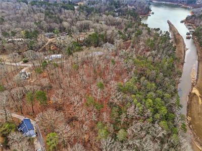 3824 James Ed Road