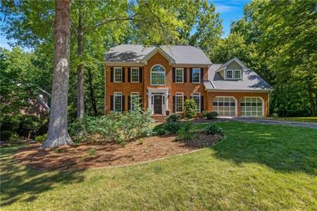 4403 Rosemary Court NE