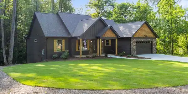 1441 Whitestone Road