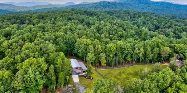 21 Ac Bear Hollow Drive