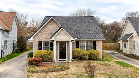 90 Pointe North Drive