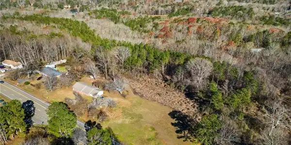 2372 Talking Rock Road