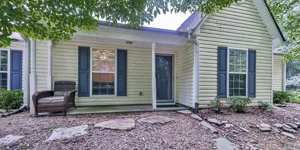 134 Meadow Lane