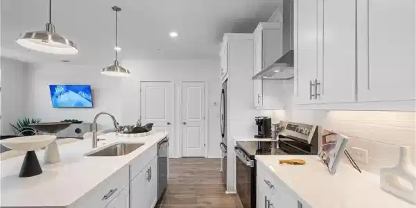 502 Alice Way Unit D21