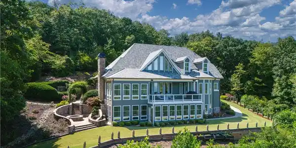 430 Sassafras Mountain Laurel Lane
