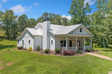 3824 Waleska Hwy 108