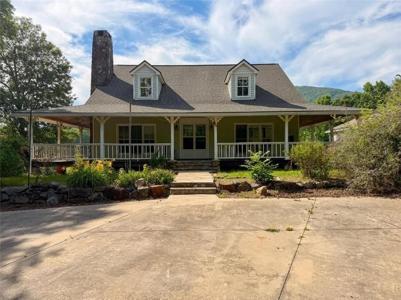 6911 Baker Circle