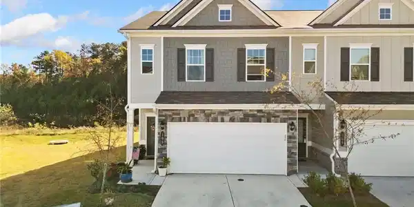 105 Pinnacle Way
