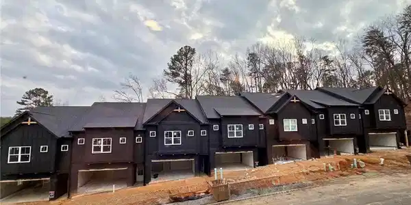 120 Waterview Court