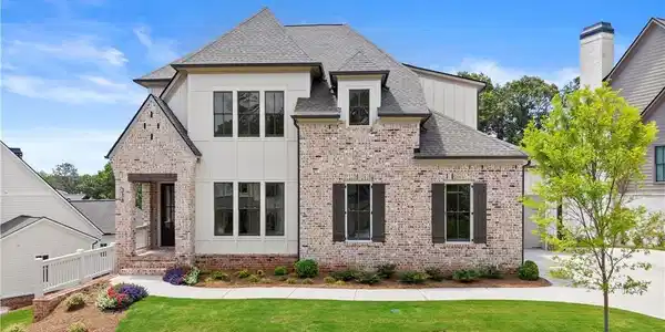 6 Arborcroft Court