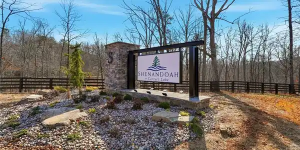 Lot 7 Springfield Parkway