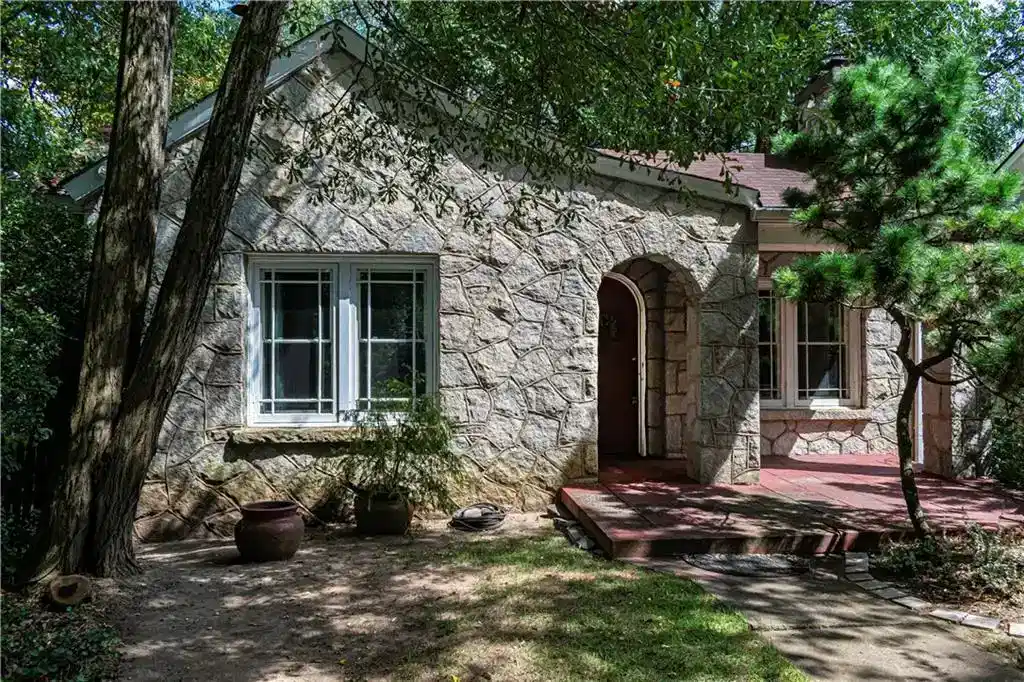 Image 1