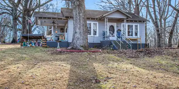 52 Northside Drive